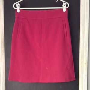 3/$14 Banana Republic Mini Skirt Size: 6 Length: 21”